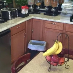 Woodridge Motel thumbnail 14