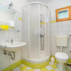 Gulin Apartments thumbnail 7