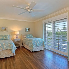 Surfside 12 C4 thumbnail 2