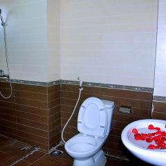 Queen3 Hotel thumbnail 7