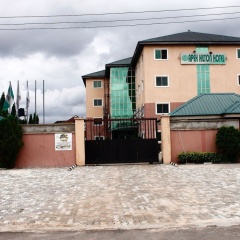Apex Hilton Hotel - Bild 1