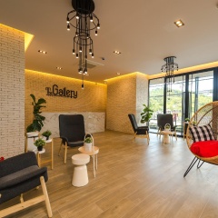 The Gallery Hotel Nai Harn - Bild 8