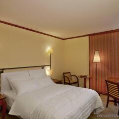 Douala Rabingha Hotel in Douala, Cameroon from 115$, photos, reviews - zenhotels.com guestroom