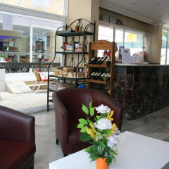 Twin Apart Hotel - Bild 2