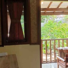 Nita's Homestay Banyuwangi - Bild 6