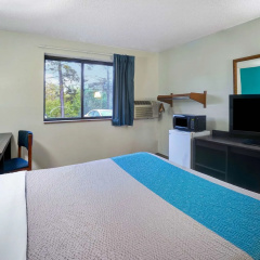 Motel 6 Montoursville, PA - Williamsport thumbnail 2