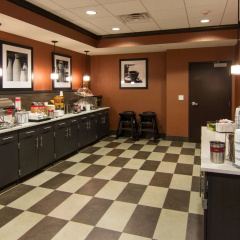 Hampton Inn Orange City thumbnail 17