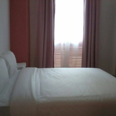 YY48 Hotel thumbnail 4