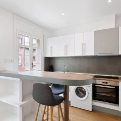 New Design 2 Bed Apt Next to the Metro - Bild 14
