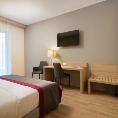 Akeah Verdi Budapest - Bild 9