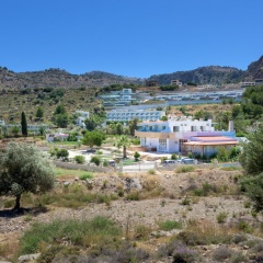 Vlycha Beach Apartments thumbnail 11