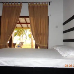 Goyagala Lake Resort thumbnail 1