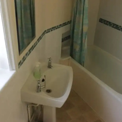 Woodcliffe Holiday Apartments thumbnail 3