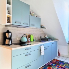 Apartment Bayreuth, 4 Zimmer Ferienwohnung im Haus mit Kunst, WLAN, Küche, Parkplatz - Bild 8