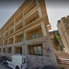 Amphitryon Hotel thumbnail 1