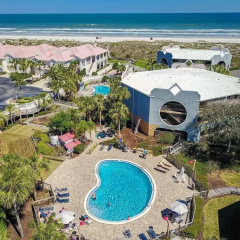 Hibiscus Resort B 2 Bedroom Condo by MCM thumbnail 17