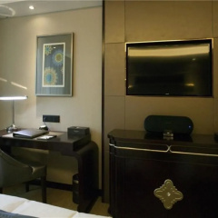 Yarrow Hotel thumbnail 6