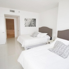 ICON Brickell Residences by SV Rentals - Bild 5
