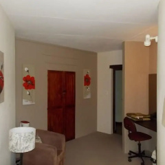 The Rest Zebra Lodge thumbnail 11