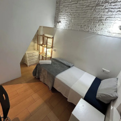 airbhouse private rooms & apartments - Bild 3