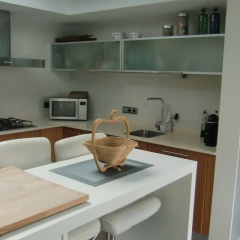 House With Pool, Garden And Well Communicated - Bild 18
