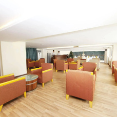 Sunny Holiday Hotel thumbnail 33