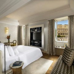 Palazzo Manfredi – Small Luxury Hotels of the World thumbnail 4
