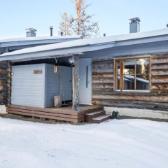 Yllasrova b5 / kasku photo 2