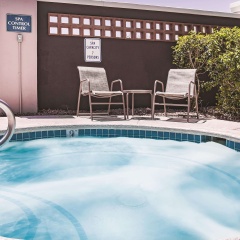 La Quinta Inn & Suites by Wyndham Las Vegas Summerlin Tech - Bild 15