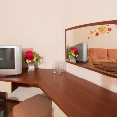 Sunny Flower Hotel thumbnail 5