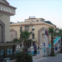 Elamir Grand Lukullus Hotel - Bild 1