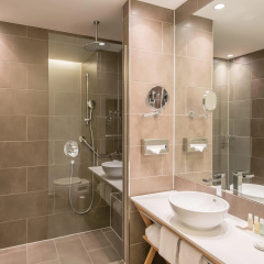 The Posthouse Berlin Potsdamer Platz Hotel — Leonardo Limited Edition - Bild 9
