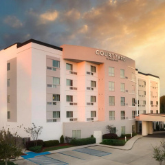 Courtyard Hammond