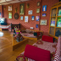 Teak Wood Hotel thumbnail 22