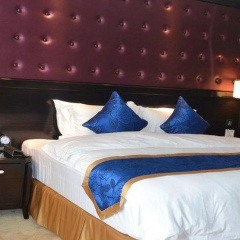 The Brocade Hotel thumbnail 3