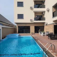 The Charis Hotel and Suites - Bild 13