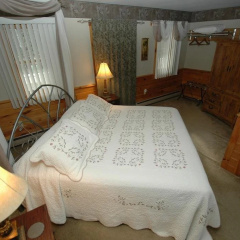 The Arbor Inn thumbnail 5