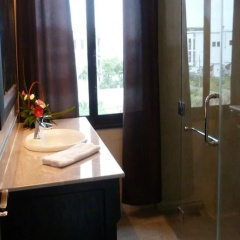Hamilton Oceanview Villa thumbnail 10
