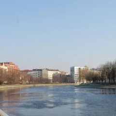 Luxury Design Apartment with Spree View thumbnail 8