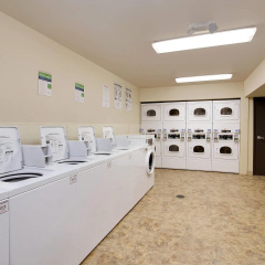 WoodSpring Suites Columbus NE I-270 Airport thumbnail 20