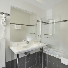 Hotel Carladez Cambronne - Bild 8