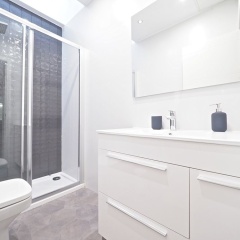 Torrassa Cozy Apartment by Olala Homes - Bild 7