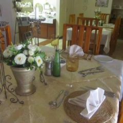 Thatchers Guest House thumbnail 2