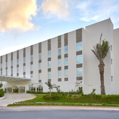 City Express Plus by Marriott Cancún Aeropuerto Riviera - Bild 1