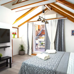 Sirius Luxury Rooms thumbnail 3