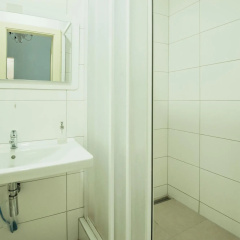 Charles Bridge Economic Hostel - Bild 8