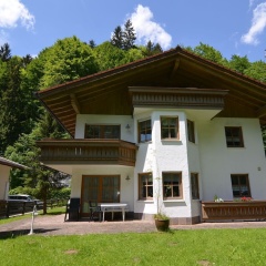 Bright and Modern Apartment in the Beautiful Berchtesgadener Land With Fireplace - Bild 9
