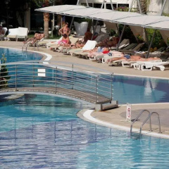 The Maxim Resort - Bild 7