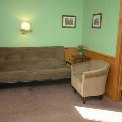 The Arbor Inn thumbnail 31
