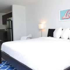 The Reef A North Beach Village Resort Hotel thumbnail 4